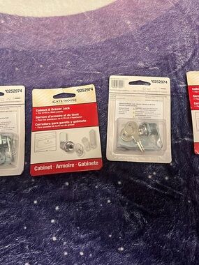 Gate House Cabinet & Drawer Lock - Silver